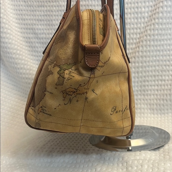 Alviero Martini Tan Map Print Women's Bag - Picture 5 of 15